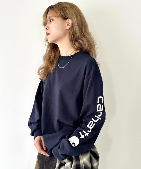 Carhartt(カーハート)/袖ロゴ ロンT USA規格 ルーズフィット ヘビーウェイト 6.75Oz ビッグサイズ オーバーサイズ コットン K231/ LOOSE FIT HEAVYWEIGHT LONG-SLEEVE LOGO SLEEVE GRAPHIC T-SHIRT | IM2233010 | ネイビー