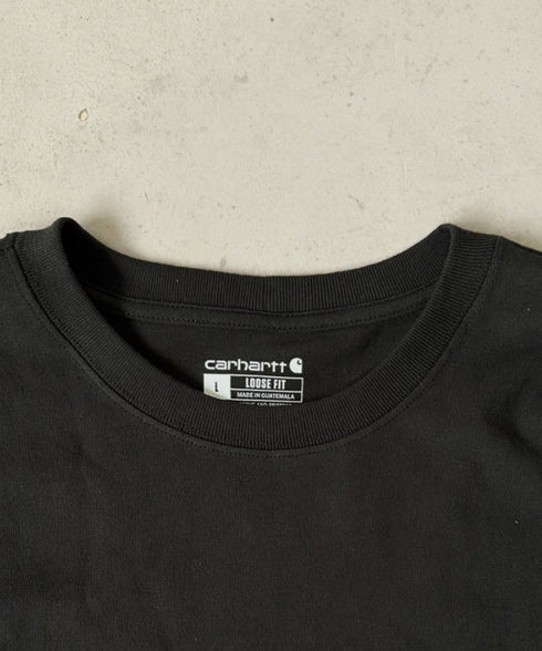 Carhartt(カーハート)/袖ロゴ ロンT USA規格 ルーズフィット ヘビーウェイト 6.75Oz ビッグサイズ オーバーサイズ コットン K231/ LOOSE FIT HEAVYWEIGHT LONG-SLEEVE LOGO SLEEVE GRAPHIC T-SHIRT | IM2233010 | ブラック