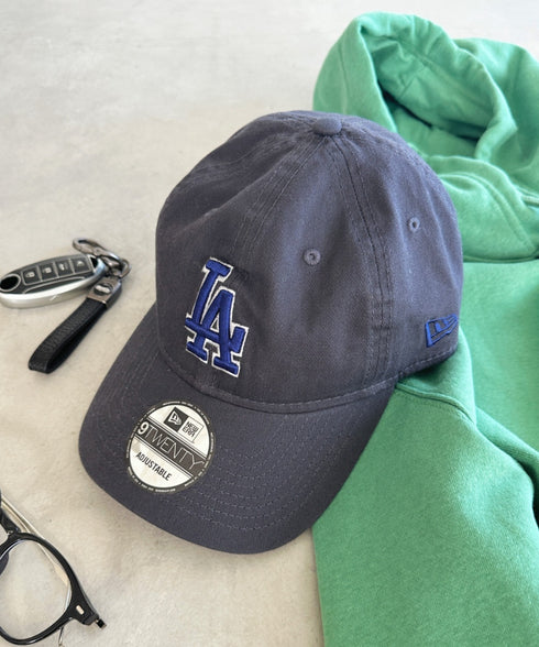 NEW ERA(ニューエラ)/9TWENTY MLB CORE CLASSIC 限定 メジャーリーグ べースボール ロゴキャップ MLB公式 チームロゴネームタグ アジャスター付 サイズ調整可能 | IM5232030 | グレー系その他