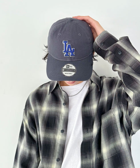 NEW ERA(ニューエラ)/9TWENTY MLB CORE CLASSIC 限定 メジャーリーグ べースボール ロゴキャップ MLB公式 チームロゴネームタグ アジャスター付 サイズ調整可能 | IM5232030 | グレー系その他