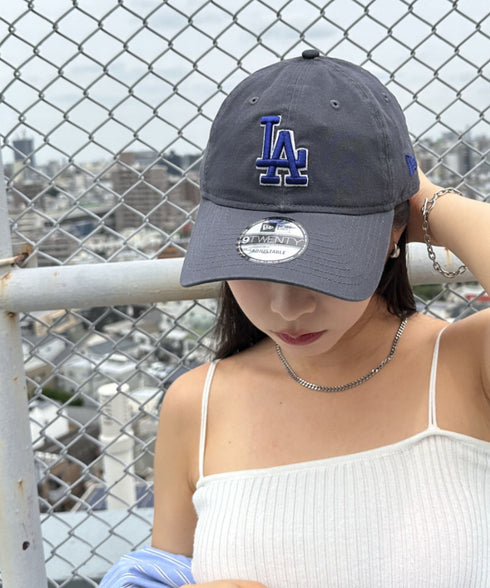 NEW ERA(ニューエラ)/9TWENTY MLB CORE CLASSIC 限定 メジャーリーグ べースボール ロゴキャップ MLB公式 チームロゴネームタグ アジャスター付 サイズ調整可能 | IM5232030 | グレー系その他
