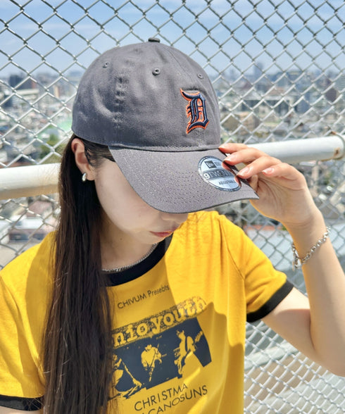NEW ERA(ニューエラ)/9TWENTY MLB CORE CLASSIC 限定 メジャーリーグ べースボール ロゴキャップ MLB公式 チームロゴネームタグ アジャスター付 サイズ調整可能 | IM5232030 | チャコールグレー