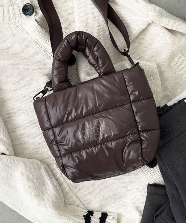 THE NORTH FACE(ザ・ノースフェイス)/2WAY メタリック ミニ ショルダーパデットバッグ/PLUMPY TOTE BAG | IM1233037 | ダークブラウン