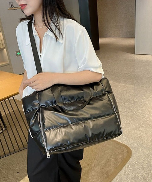 【大容量】メタリックキルティングトラベルバッグ | WR1233020 | ブラック