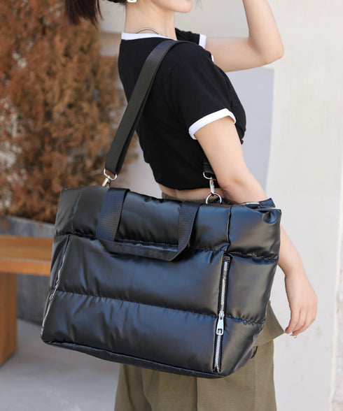 【大容量】メタリックキルティングトラベルバッグ | WR1233020 | ブラック