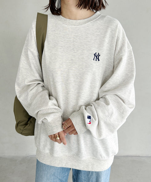 【MLB/エムエルビー】メジャーリーグベースボール 別注 チームロゴ刺繍 裏毛スウェット | MD2233027 | グレー