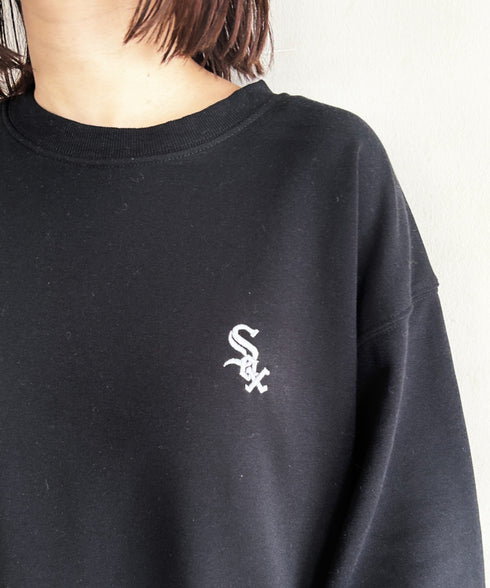 【MLB/エムエルビー】メジャーリーグベースボール 別注 チームロゴ刺繍 裏毛スウェット | MD2233027 | ブラック