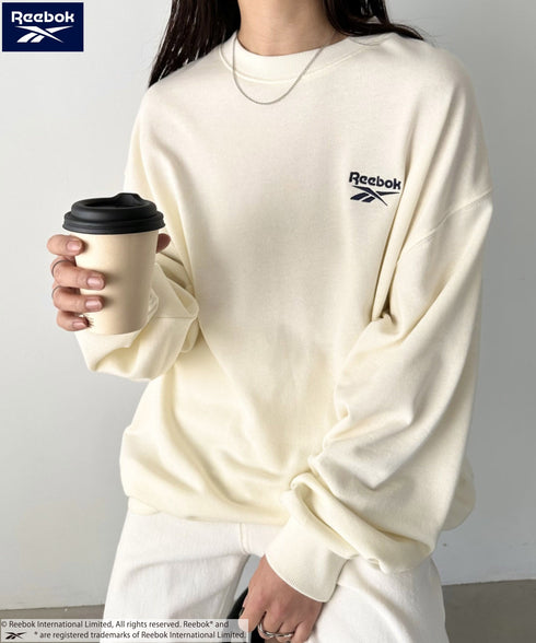 【WEB限定 別注】Reebok(リーボック)/ワンポイント 刺繍ロゴ クルーネック スウェット | IM2234029 | アイボリー