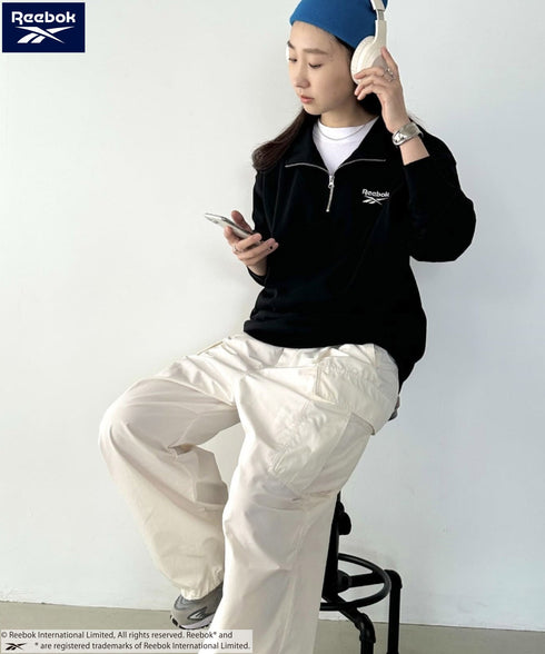 【WEB限定 別注】Reebok(リーボック)/ワンポイント 刺繍ロゴ ハーフジップ スウェット プルオーバー | IM2234030 | ブラック