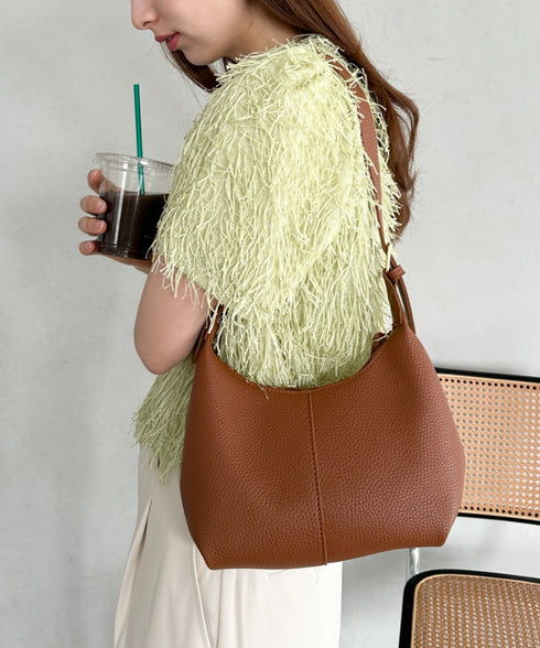 round moon shoulder bag/ワンハンドルラウンドムーンPUショルダーバッグ | UN12410052 | ブラウン