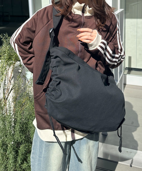 ドローコードギャザーキャンバスショルダーバッグ | CL12410114 | ブラック