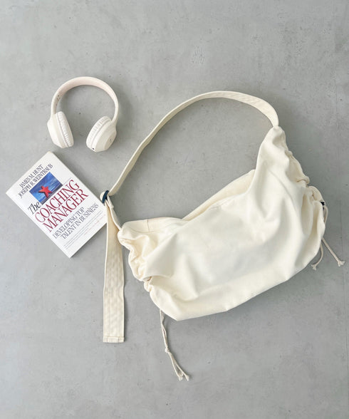 ドローコードギャザーキャンバスショルダーバッグ | CL12410114 | アイボリー