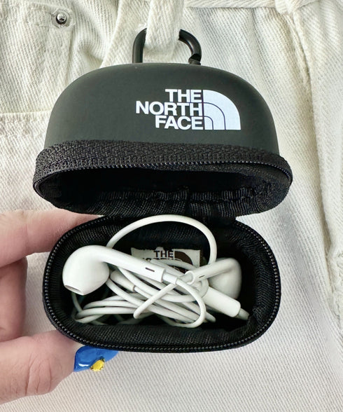 THE NORTH FACE(ザ・ノースフェイス)/カラビナ付 ヌプシモールドポーチ バイカラーポーチ 小物入れ /NUPTSE MOLD POUCH | IM6242018 | ブルー