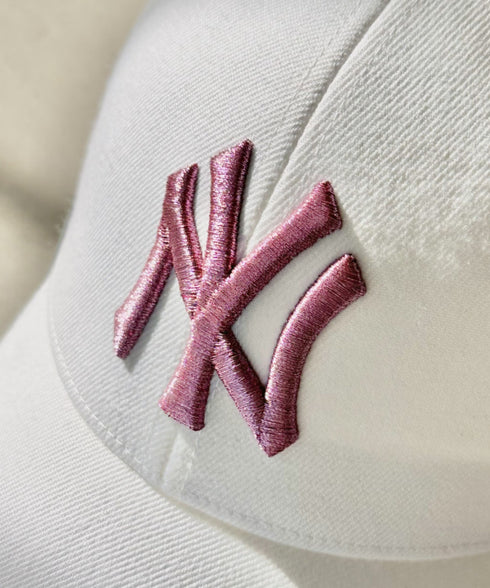 MLB Korea(エムエルビーコリア)/ダイヤモンド刺繍ロゴパッチボールキャップ メジャーリーグ べースボール ロゴキャップ サイズ調整可能/DIAMOND LOGO PATCH BALL CAP | AT52410317 | ホワイト