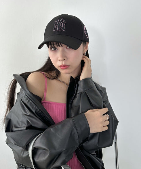 MLB Korea(エムエルビーコリア)/ダイヤモンド刺繍ロゴパッチボールキャップ メジャーリーグ べースボール ロゴキャップ サイズ調整可能/DIAMOND LOGO PATCH BALL CAP | AT52410317 | ブラック×ピンク