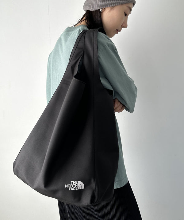 THE NORTH FACE(ザ・ノースフェイス)/軽量 エコバッグ ショッパーバッグ トライアングルバッグ/TNF SHOPPER BAG S | IM12410337 | ブラック