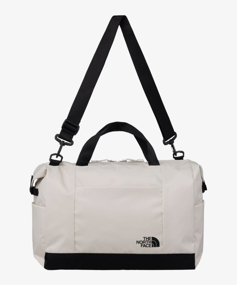 国内未発売 THE NORTH FACE(ザ・ノースフェイス)/軽量 ボストンバッグ トラベルバッグ ダッフルバッグ ビッグサイズ 大きいサイズ 大容量/LIGHT DUFFLE BAG | IM1242026 | クリーム