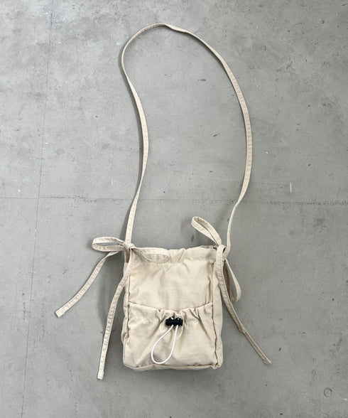 サイドリボンナイロンショルダーバッグ | NU1241511 | アイボリー