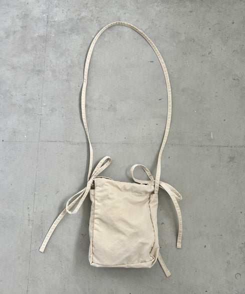 サイドリボンナイロンショルダーバッグ | NU1241511 | アイボリー