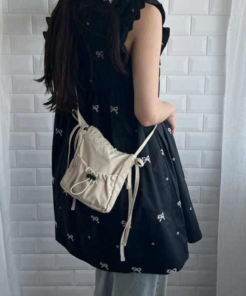 サイドリボンナイロンショルダーバッグ | NU1241511 | アイボリー