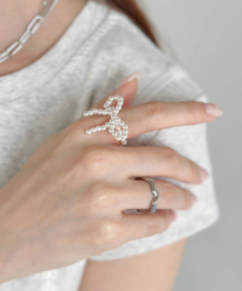 パールリボン ビーズリング | IS4241489 | ホワイト