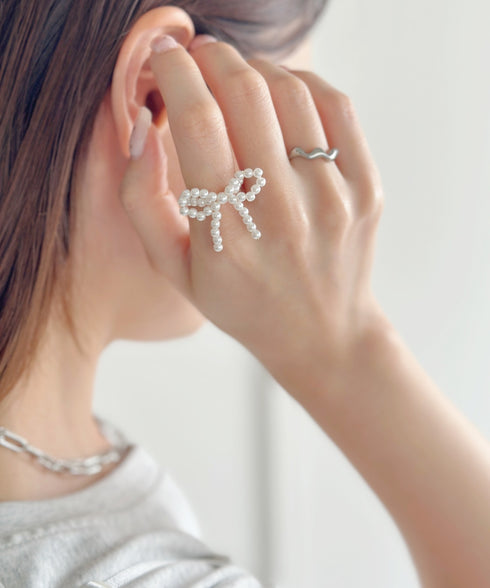 パールリボン ビーズリング | IS4241489 | ホワイト