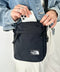 THE NORTH FACE(ザ・ノースフェイス)/長さ調整可能 ワンポイント ロゴ刺繍 ショルダー クロス ミニバッグ/TRAVEL CROSS BAG S | IM1243028 | ブラック