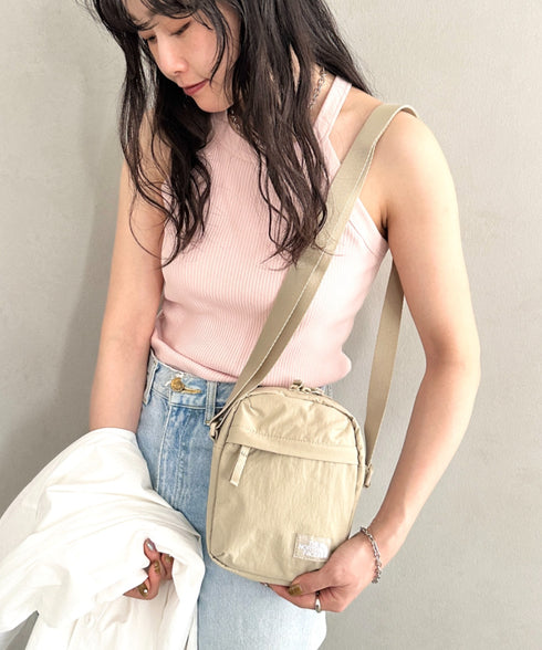 THE NORTH FACE(ザ・ノースフェイス)/長さ調整可能 ワンポイント ロゴ刺繍 ショルダー クロス ミニバッグ/TRAVEL CROSS BAG S | IM1243028 | ライトベージュ