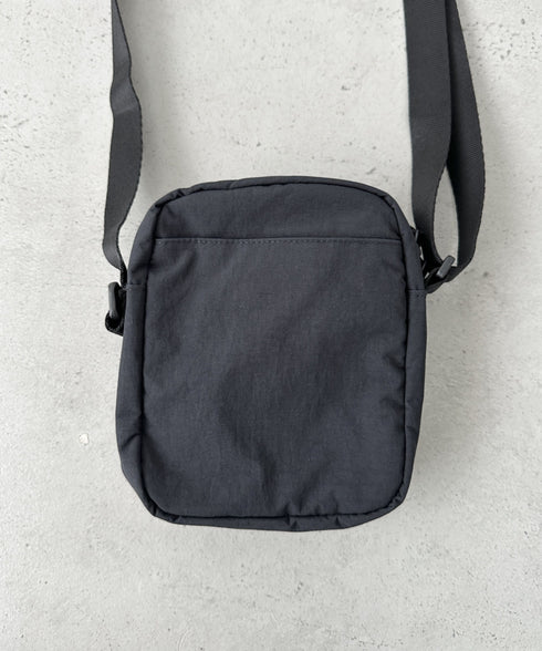 THE NORTH FACE(ザ・ノースフェイス)/長さ調整可能 ワンポイント ロゴ刺繍 ショルダー クロス ミニバッグ/TRAVEL CROSS BAG S | IM1243028 | ブラック