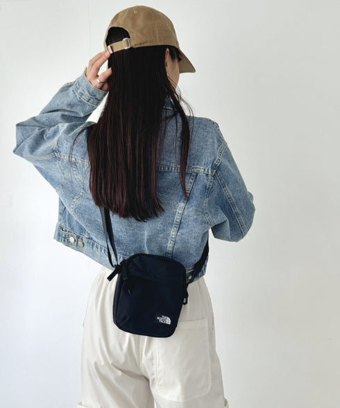 THE NORTH FACE(ザ・ノースフェイス)/長さ調整可能 ワンポイント ロゴ刺繍 ショルダー クロス ミニバッグ/TRAVEL CROSS BAG S | IM1243028 | ブラック