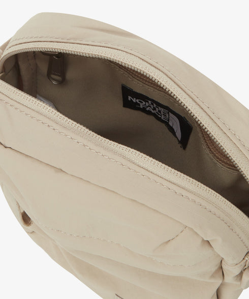 THE NORTH FACE(ザ・ノースフェイス)/長さ調整可能 ワンポイント ロゴ刺繍 ショルダー クロス ミニバッグ/TRAVEL CROSS BAG S | IM1243028 | ライトベージュ
