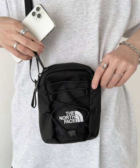 国内未発売 THE NORTH FACE(ザ・ノースフェイス)/長さ調節可能 ワンポイント ロゴ刺繍 ショルダーバッグ クロスバッグ ミニバッグ/JESTER CROSSBODY | IM1243029 | ブラック