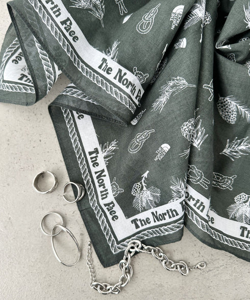 THE NORTH FACE(ザ・ノースフェイス)/コットン プリント バンダナ スカーフ/BANDANA_PAISLEY_80'S/PINE CONE | IM6243034 | ライトカーキ