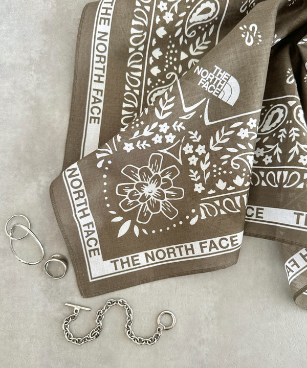 THE NORTH FACE(ザ・ノースフェイス)/コットン プリント バンダナ スカーフ/BANDANA_PAISLEY_80'S/PINE CONE | IM6243034 | ブラウン