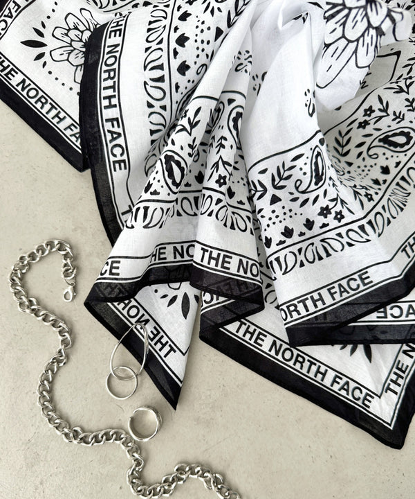 THE NORTH FACE(ザ・ノースフェイス)/コットン プリント バンダナ スカーフ/BANDANA_PAISLEY_80'S/PINE CONE | IM6243034 | ホワイト