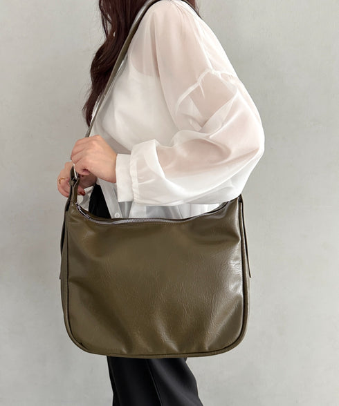 A4収納可 PUショルダーバッグ ユニセックス | MD1243022 | カーキ