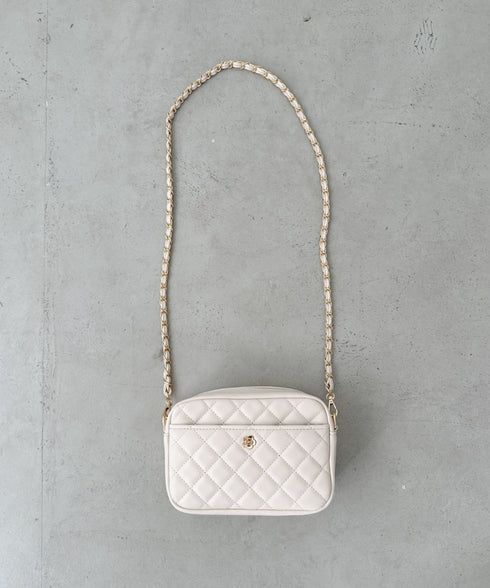 フラワーモチーフ キルティング チェーンショルダーバッグ | CL1243077 | ベージュ