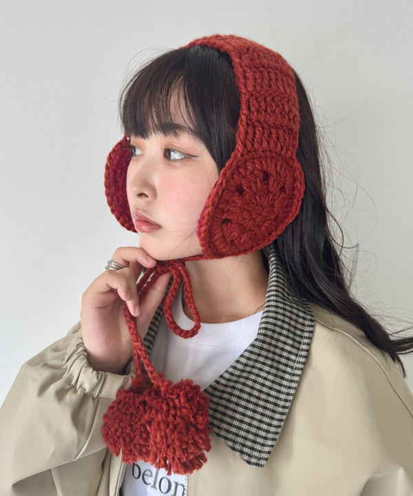 フラワークロシェ編みポンポンイヤーマフ | NU6244042 | テラコッタ