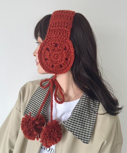 フラワークロシェ編みポンポンイヤーマフ | NU6244042 | テラコッタ