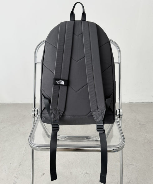 国内未発売 THE NORTH FACE(ザ・ノースフェイス)/超軽量 デイリーマルチバックパック リュック/TNF DAY PACK | IM1243045 | チャコールグレー