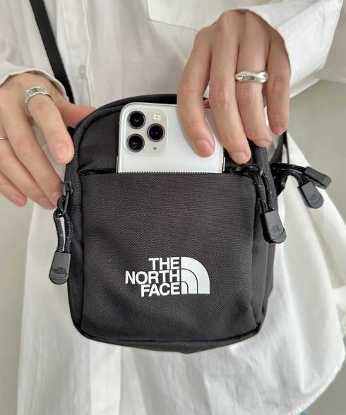 国内未発売 THE NORTH FACE(ザ・ノースフェイス)/ワンポイント ロゴプリント スクエアショルダーバッグ クロスバッグ ミニバッグSTANDARD CROSS BAG S | IM1243048 | ブラック