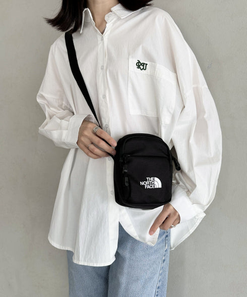 国内未発売 THE NORTH FACE(ザ・ノースフェイス)/ワンポイント ロゴプリント スクエアショルダーバッグ クロスバッグ ミニバッグSTANDARD CROSS BAG S | IM1243048 | ブラック