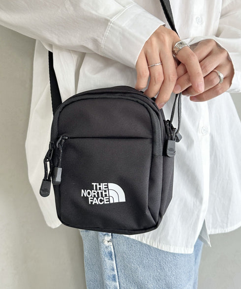 国内未発売 THE NORTH FACE(ザ・ノースフェイス)/ワンポイント ロゴプリント スクエアショルダーバッグ クロスバッグ ミニバッグSTANDARD CROSS BAG S | IM1243048 | ブラック
