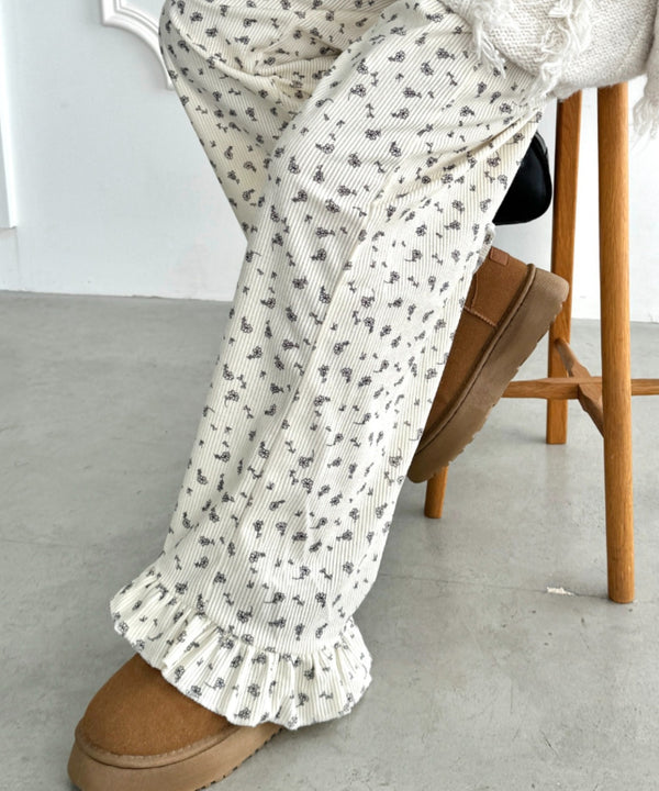 裾フリル小花柄コーデュロイパンツ | NU2246075 | アイボリー