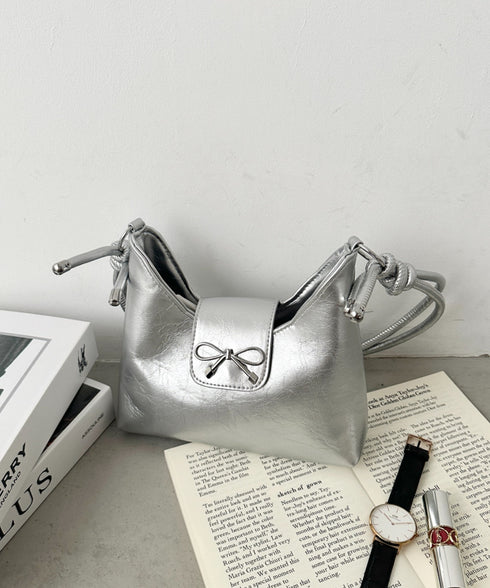 リボンモチーフワンハンドルPUホーボーバッグ | CL1246027 | シルバー