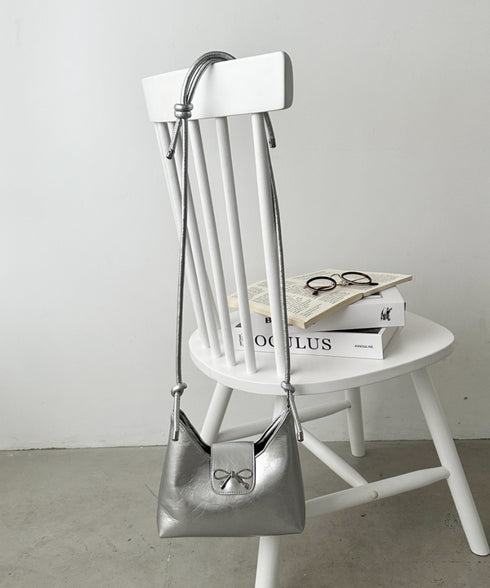 リボンモチーフワンハンドルPUホーボーバッグ | CL1246027 | シルバー