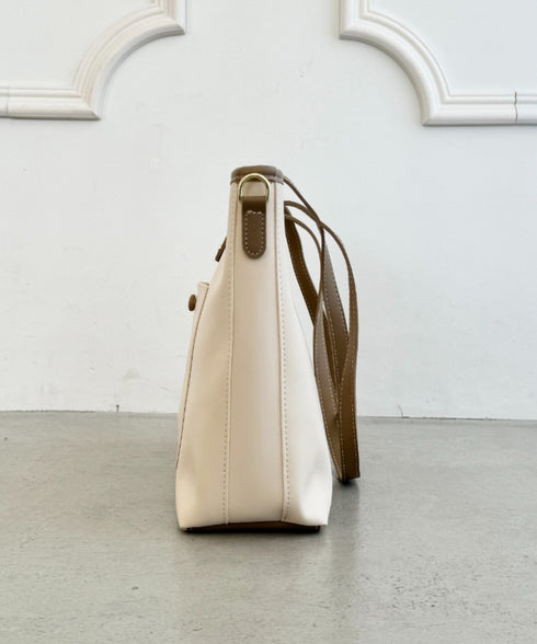 【A4収納/自立/ジッパー開閉】仕切りポケットPUトートバッグ | LO1255005 | アイボリー