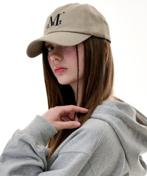 MUCENT(ムセント)/シグネチャー ロゴ ベースボール キャップ サイズ調整可能/SIGNATURE BALL CAP | AT5244039 | ベージュ
