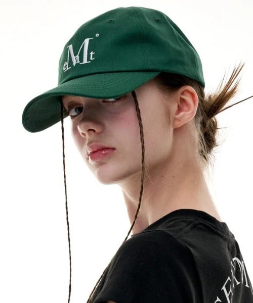 MUCENT(ムセント)/シグネチャー ロゴ ベースボール キャップ サイズ調整可能/SIGNATURE BALL CAP | AT5244039 | オリーブ