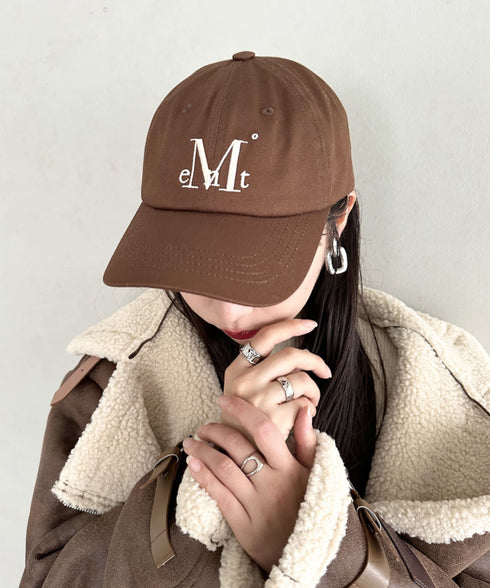 MUCENT(ムセント)/シグネチャー ロゴ ベースボール キャップ サイズ調整可能/SIGNATURE BALL CAP | AT5244039 | ブラウン
